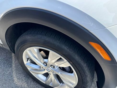 Used 2025 Buick Encore GX Preferred w/ Advanced Technology Package FWD image 4