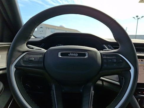 New 2026 Jeep Grand Cherokee Limited image 15