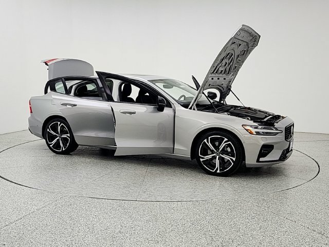 Used 2024 Volvo S60 B5 Ultimate w/ Climate Package AWD/4WD image 10