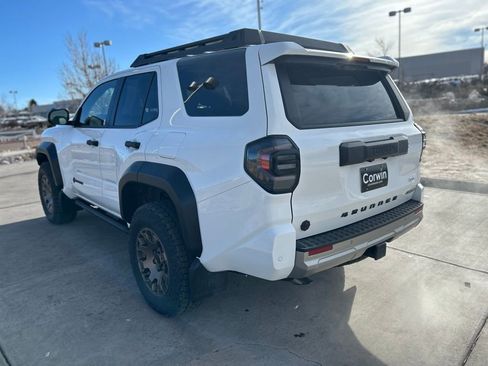 Used 2025 Toyota 4Runner Trailhunter image 3