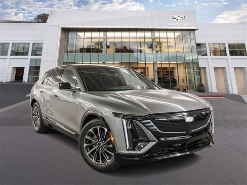 New 2026 Cadillac Lyriq Sport image 1