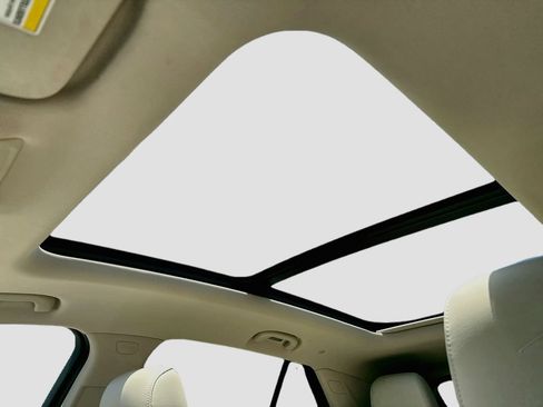 Used 2023 Buick Envision Avenir FWD image 20