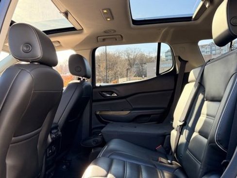 Used 2018 GMC Acadia Denali w/ LPO, Floor Liner Package image 12