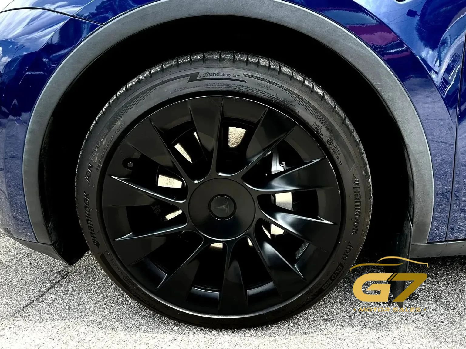 Used 2021 Tesla Model Y 2WD image 5