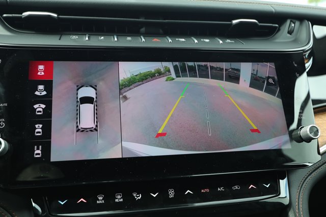 Certified 2026 Jeep Grand Cherokee Summit AWD/4WD image 18