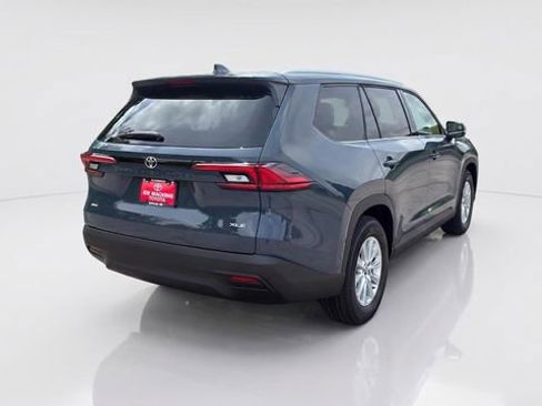 Used 2026 Toyota Grand Highlander AWD image 6