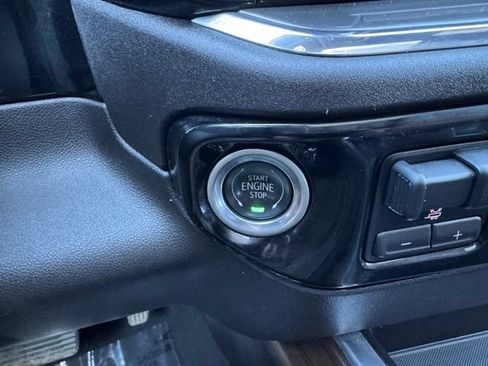 Certified 2024 Chevrolet Silverado 1500 High Country w/ Technology Package AWD/4WD image 18