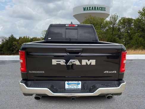 Used 2025 RAM 1500 Laramie image 4