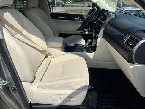 Used 2023 Lexus GX 460 Premium w/ Premium Plus Package AWD/4WD image 17
