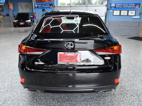 Used 2018 Lexus IS 350 AWD image 5