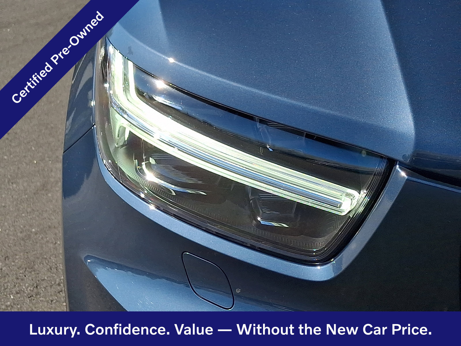 Certified 2022 Volvo XC40 T5 Momentum w/ Premium Package AWD/4WD image 10