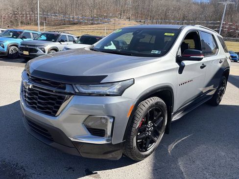 Used 2023 Chevrolet Traverse Premier w/ Redline Edition image 10