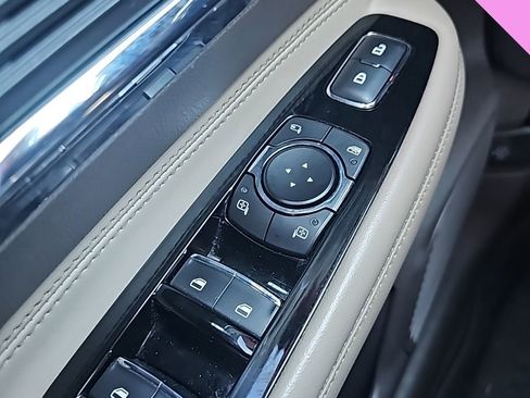 Used 2020 Lincoln Corsair FWD w/ Equipment Group 101A image 22