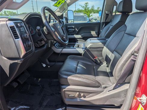Used 2015 Chevrolet Silverado 2500 LTZ w/ Duramax Plus Package AWD/4WD image 17