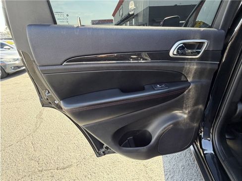 Used 2018 Jeep Grand Cherokee Trailhawk w/ Trailhawk Luxury Group image 20