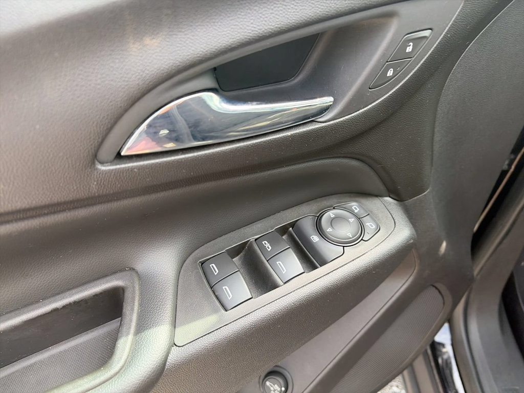 Used 2020 Chevrolet Equinox LT FWD image 15