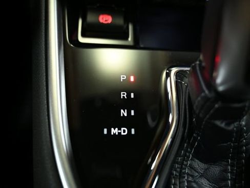 Certified 2025 Subaru Outback Limited w/ Popular Package #2 image 31