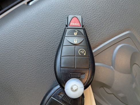 Used 2015 RAM 1500 Big Horn image 33