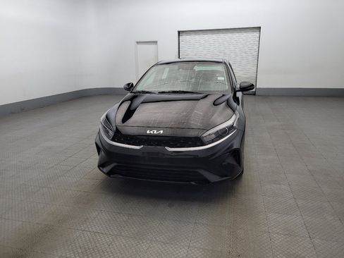 Used 2023 Kia Forte LXS w/ LXS Technology Package image 15