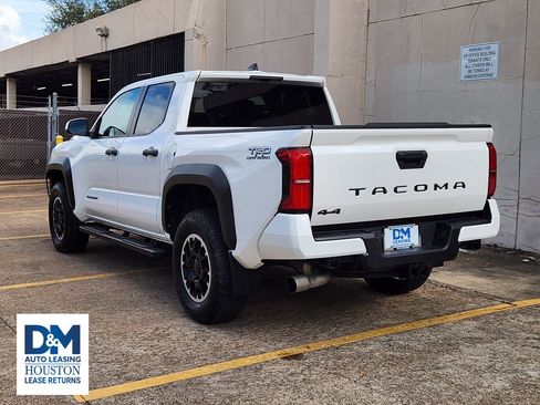 Used 2024 Toyota Tacoma TRD Off-Road image 8