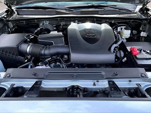 Used 2023 Toyota Tacoma SR5 RWD image 30