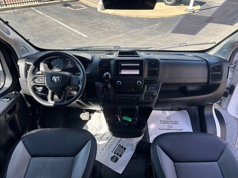 Used 2026 RAM ProMaster 2500 w/ Convenience Group FWD image 24