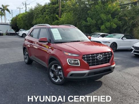 Certified 2025 Hyundai Venue Limited FWD image 29
