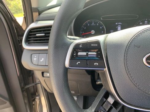 Used 2019 Kia Sorento FWD V6 image 30