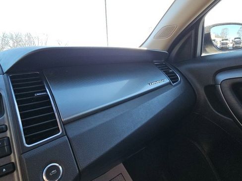 Used 2011 Ford Taurus SEL w/ 201A Rapid Spec Order Code image 34