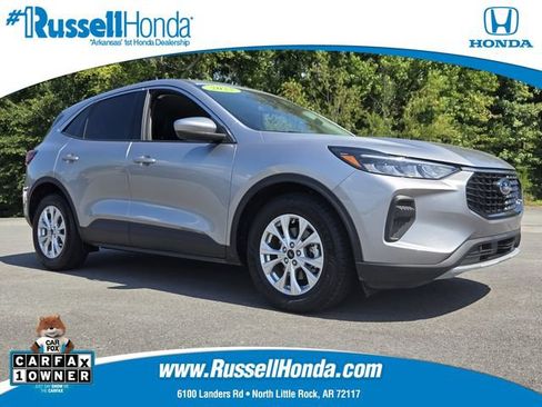 Used 2023 Ford Escape Active w/ Tech Pack #2 FWD image 1