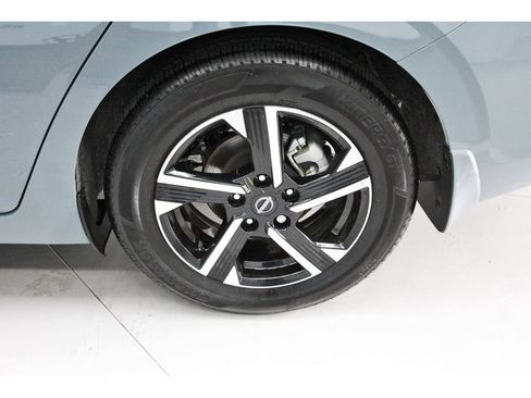 Used 2025 Nissan Sentra SV FWD image 26