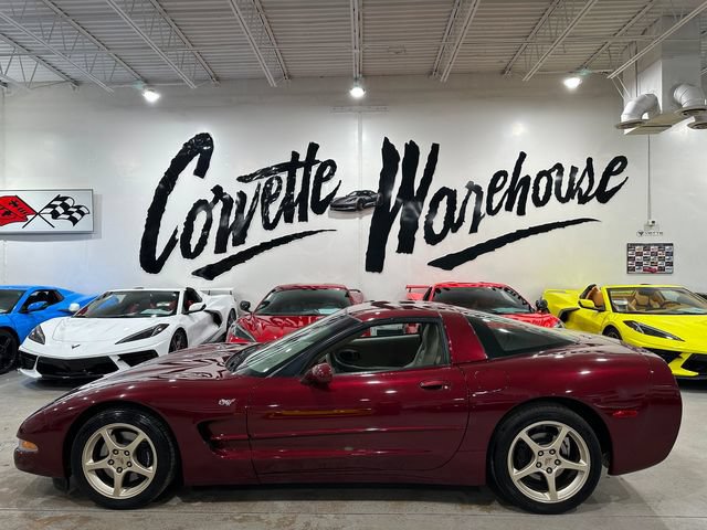 Used 2003 Chevrolet Corvette Coupe w/ Preferred Equipment Group RWD image 2