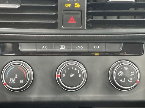 Certified 2023 Volkswagen Jetta S FWD image 26