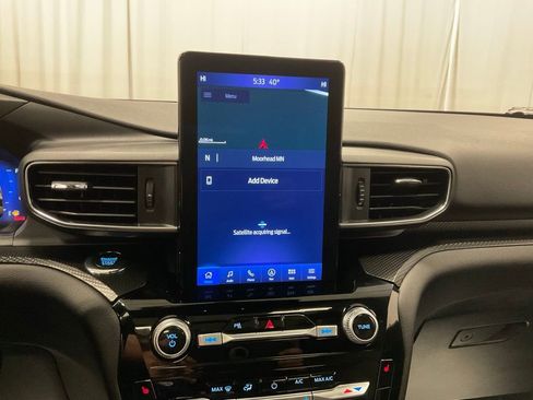 Used 2023 Ford Explorer ST w/ Technology Package image 18