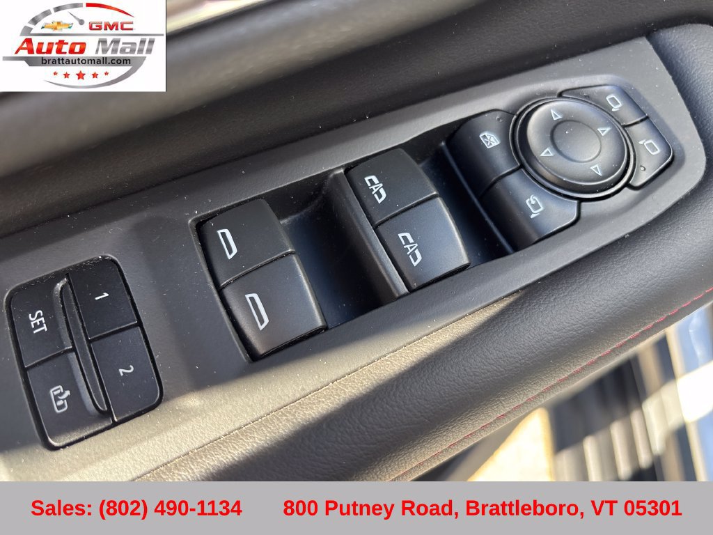 Used 2022 Chevrolet Tahoe RST w/ Luxury Package AWD/4WD image 12
