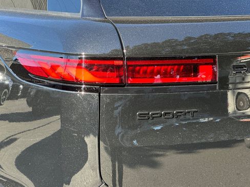 New 2026 Land Rover Range Rover Sport Dynamic SE image 14