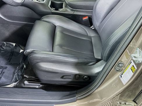 Used 2023 Subaru Outback Limited w/ Popular Package #2 AWD/4WD image 27