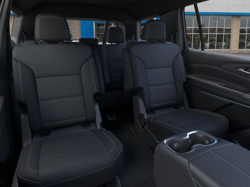New 2027 Chevrolet Traverse LT FWD image 17