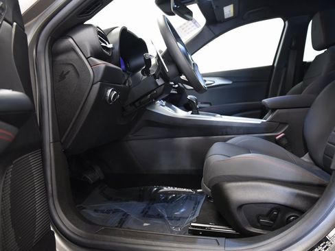 Used 2024 Dodge Hornet R/T image 2