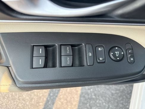 Used 2022 Honda CR-V Touring image 22