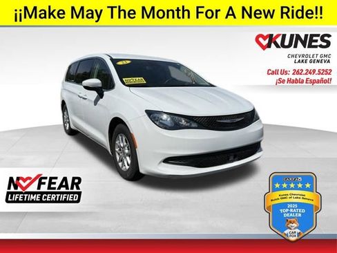 Used 2023 Chrysler Voyager LX FWD image 1