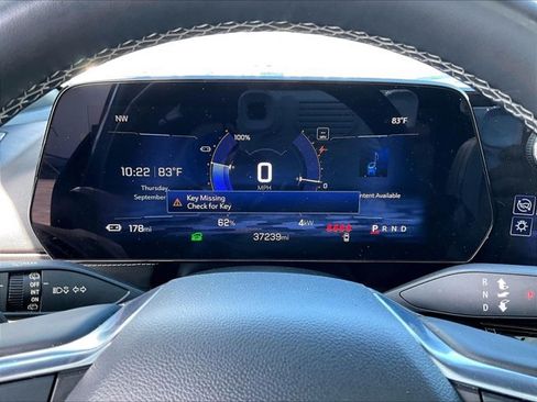 Used 2024 Chevrolet Blazer EV LT AWD/4WD image 22