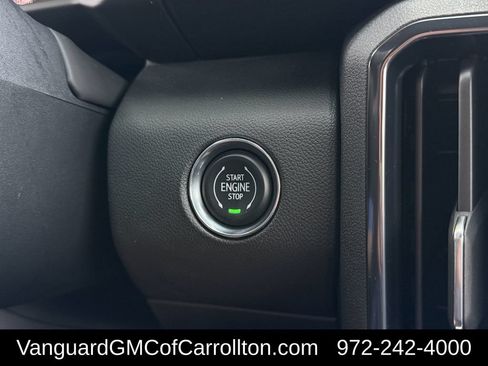 New 2026 GMC Acadia AT4 w/ LPO, Floor Liner Package AWD/4WD image 18