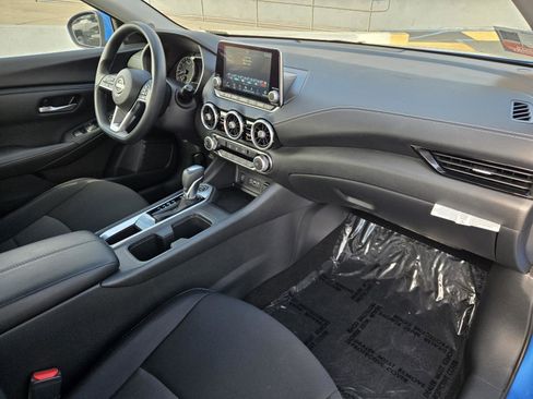 Used 2024 Nissan Sentra SV image 30