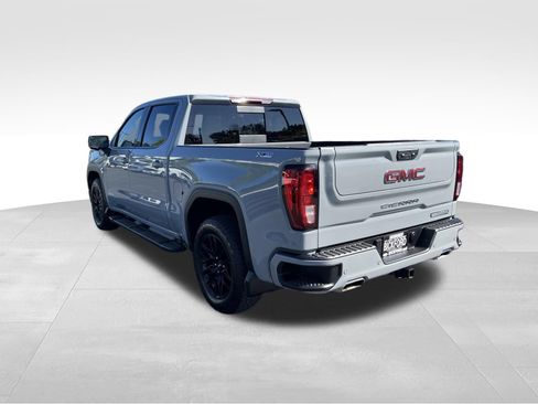 Used 2024 GMC Sierra 1500 Elevation w/ Elevation Premium Package AWD/4WD image 8