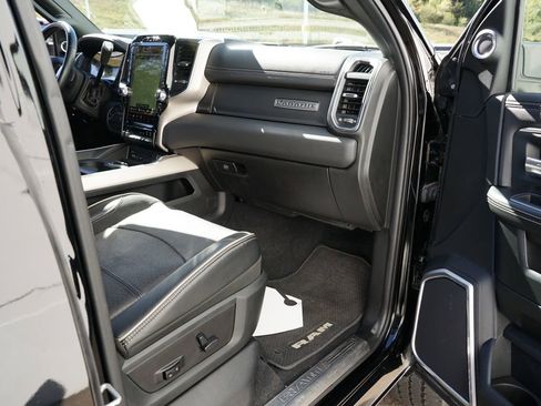 Used 2019 RAM 3500 Laramie image 28