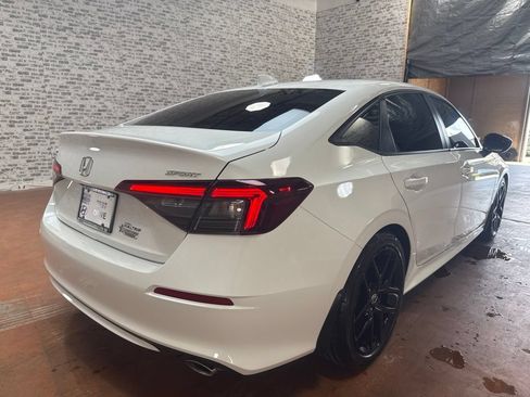Used 2025 Honda Civic Sport image 7