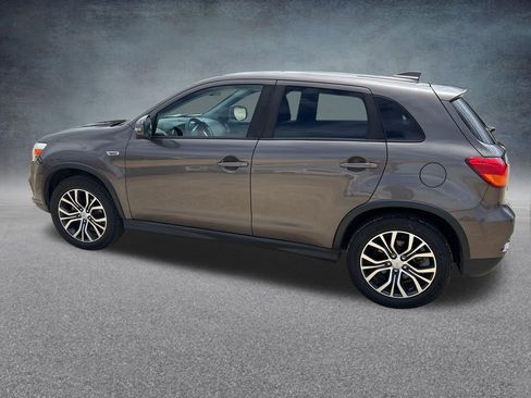 Used 2019 Mitsubishi Outlander Sport ES FWD image 3