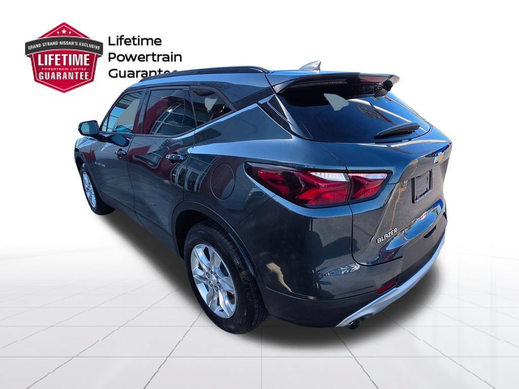 Used 2019 Chevrolet Blazer LT FWD image 3