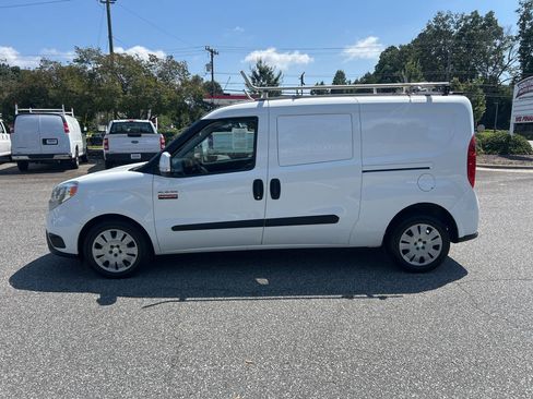 Used 2021 RAM ProMaster City Tradesman SLT image 6